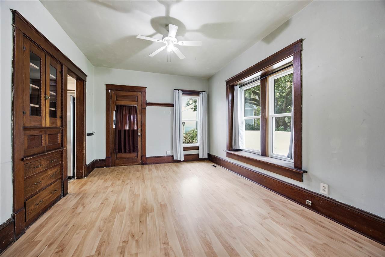 609 Mulberry Street Tipton IA 52772