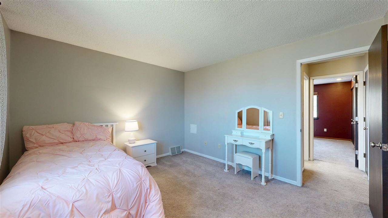 1427 Dolen Place Iowa City IA 52246