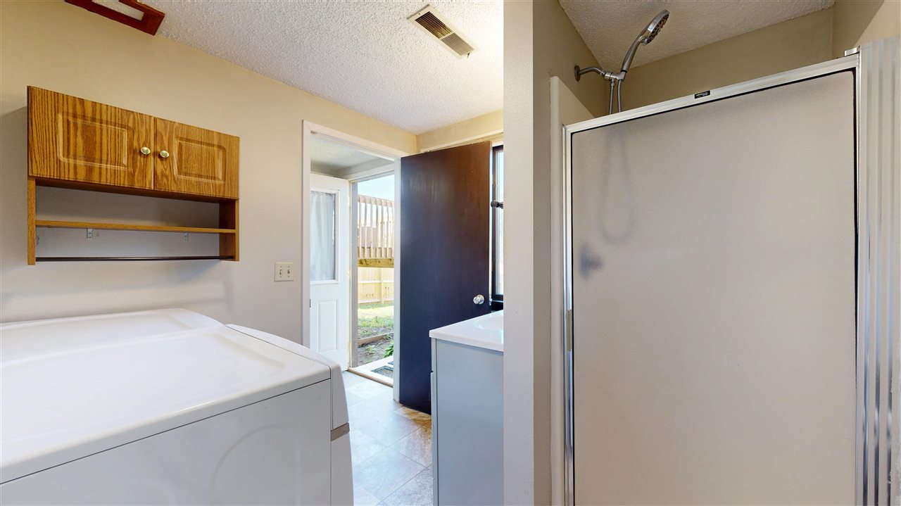 1427 Dolen Place Iowa City IA 52246