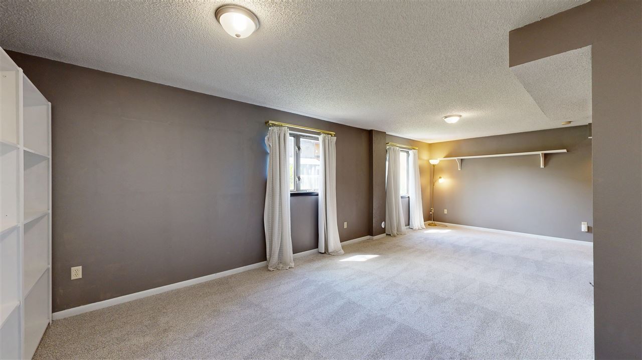 1427 Dolen Place Iowa City IA 52246