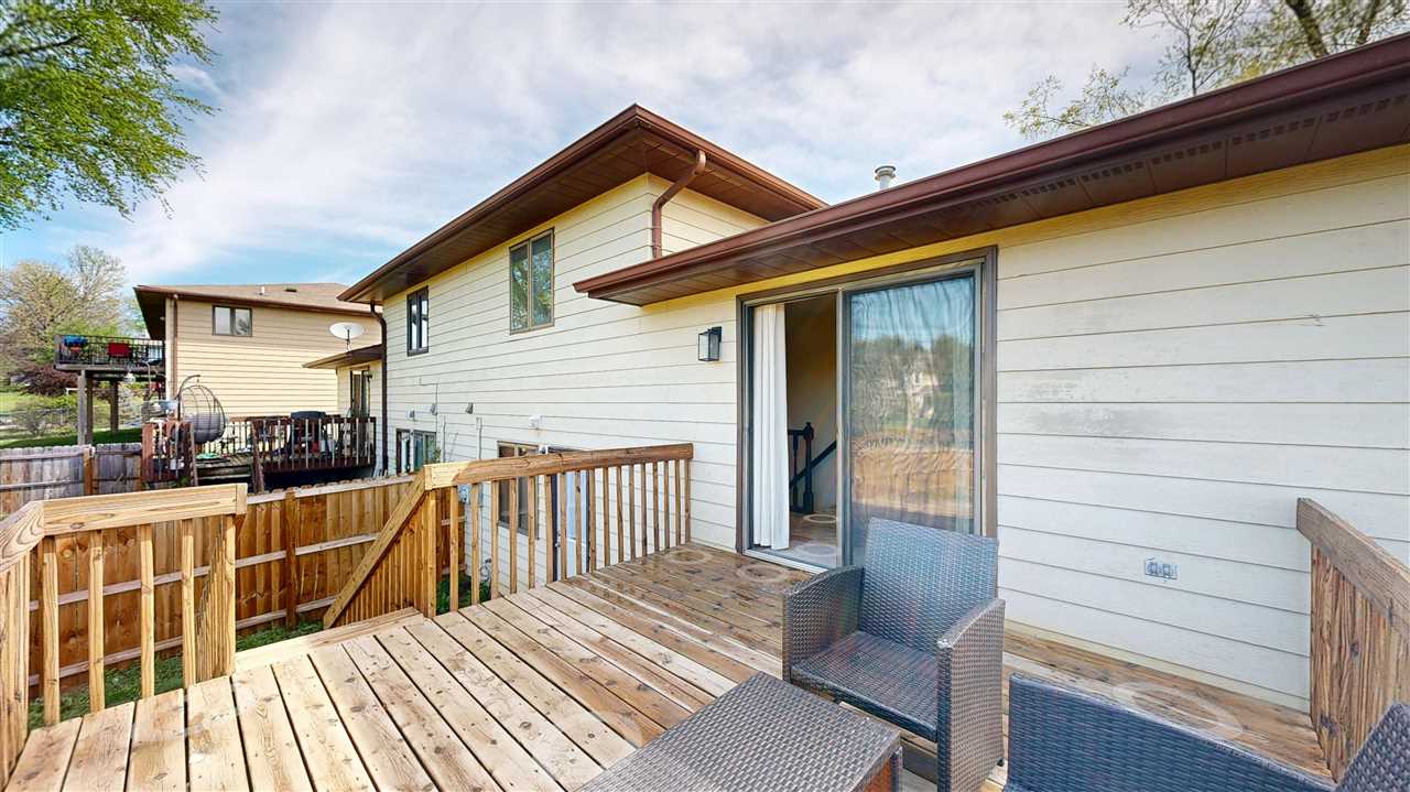 1427 Dolen Place Iowa City IA 52246