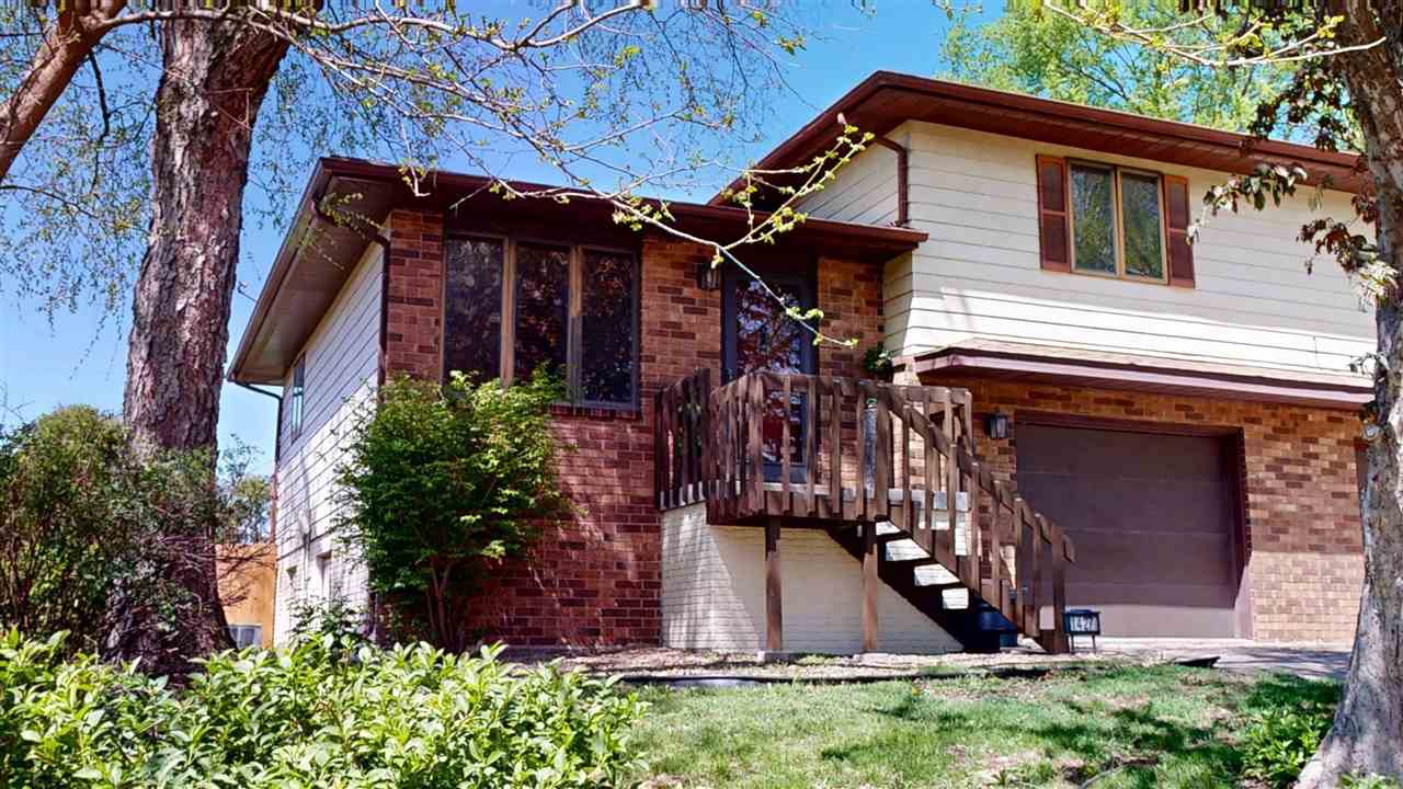 1427 Dolen Place Iowa City IA 52246