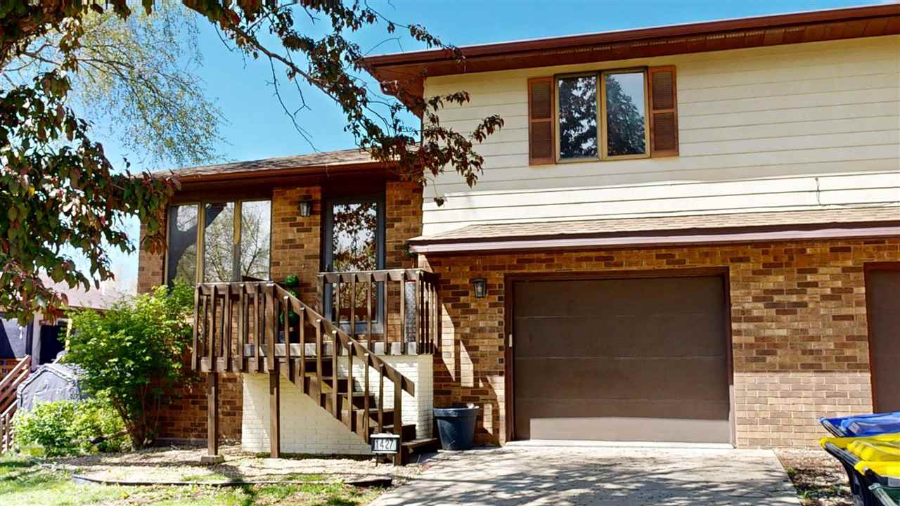 1427 Dolen Place Iowa City IA 52246