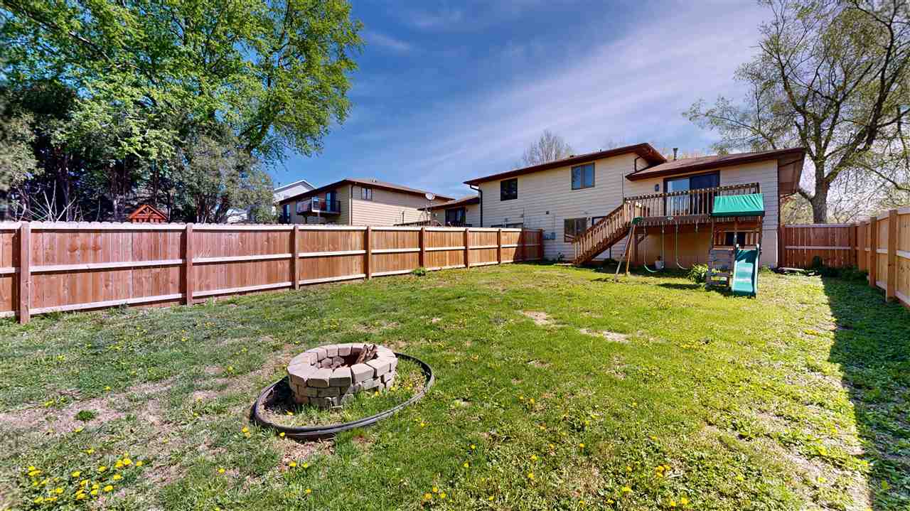 1427 Dolen Place Iowa City IA 52246