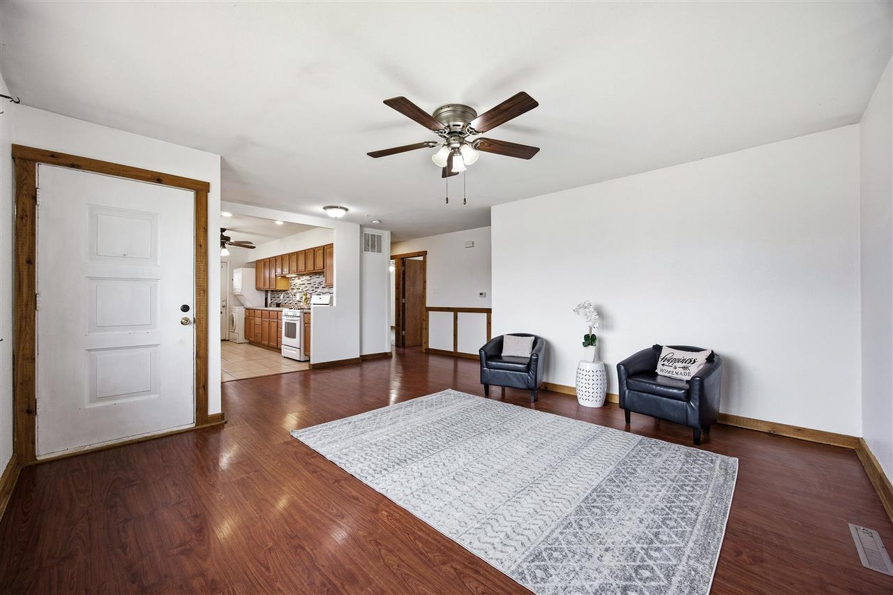 1051 Clifton Street NE Cedar Rapids IA 52402