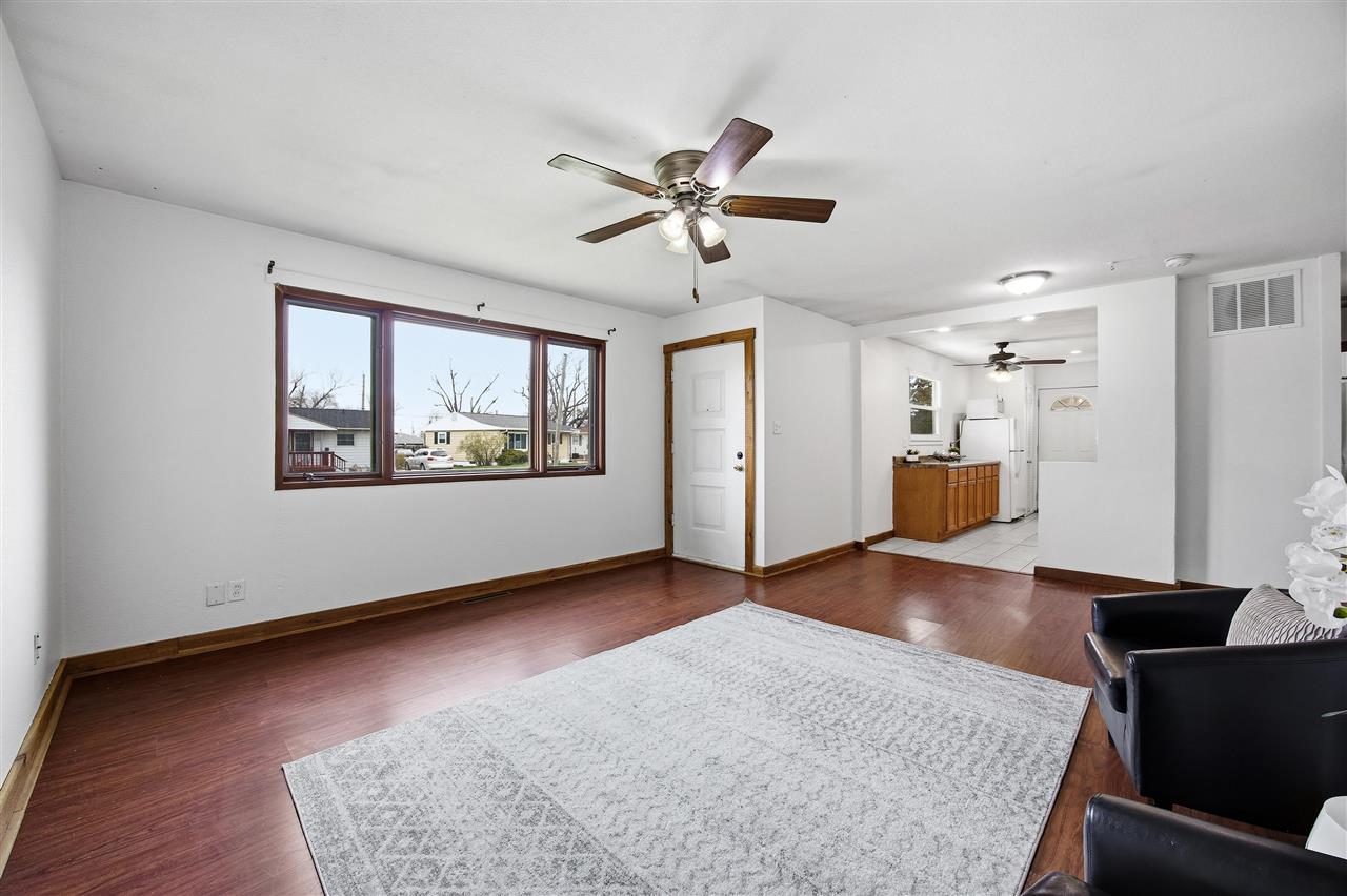 1051 Clifton Street NE Cedar Rapids IA 52402