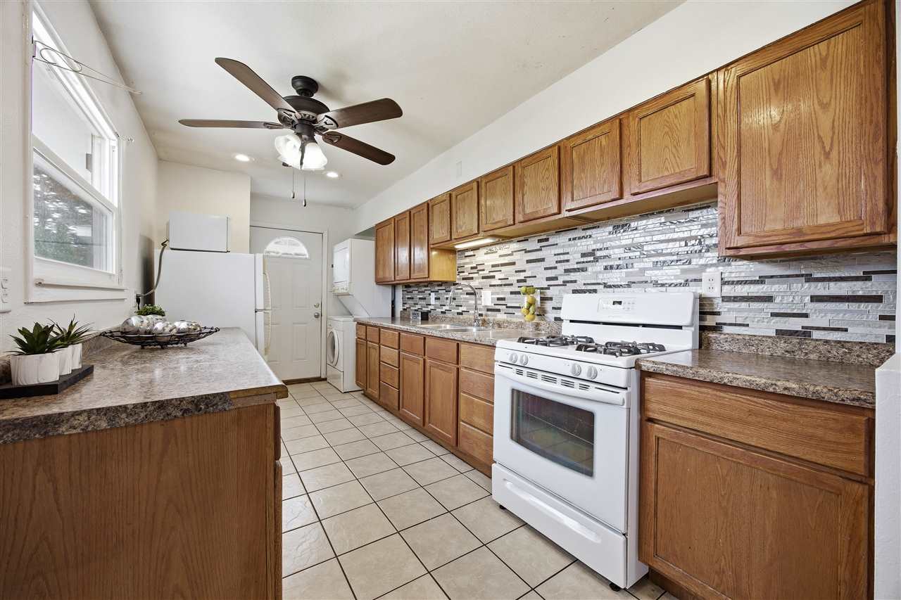 1051 Clifton Street NE Cedar Rapids IA 52402