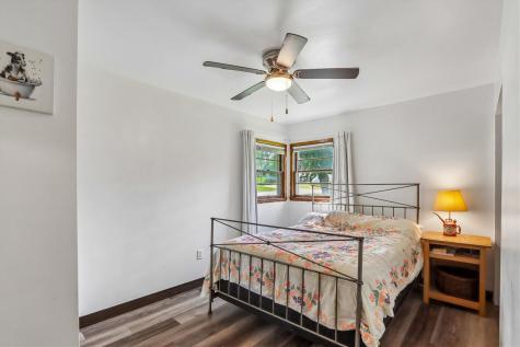 706 West Maple Street Williamsburg IA 52361