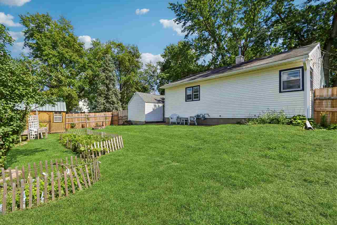 706 West Maple Street Williamsburg IA 52361