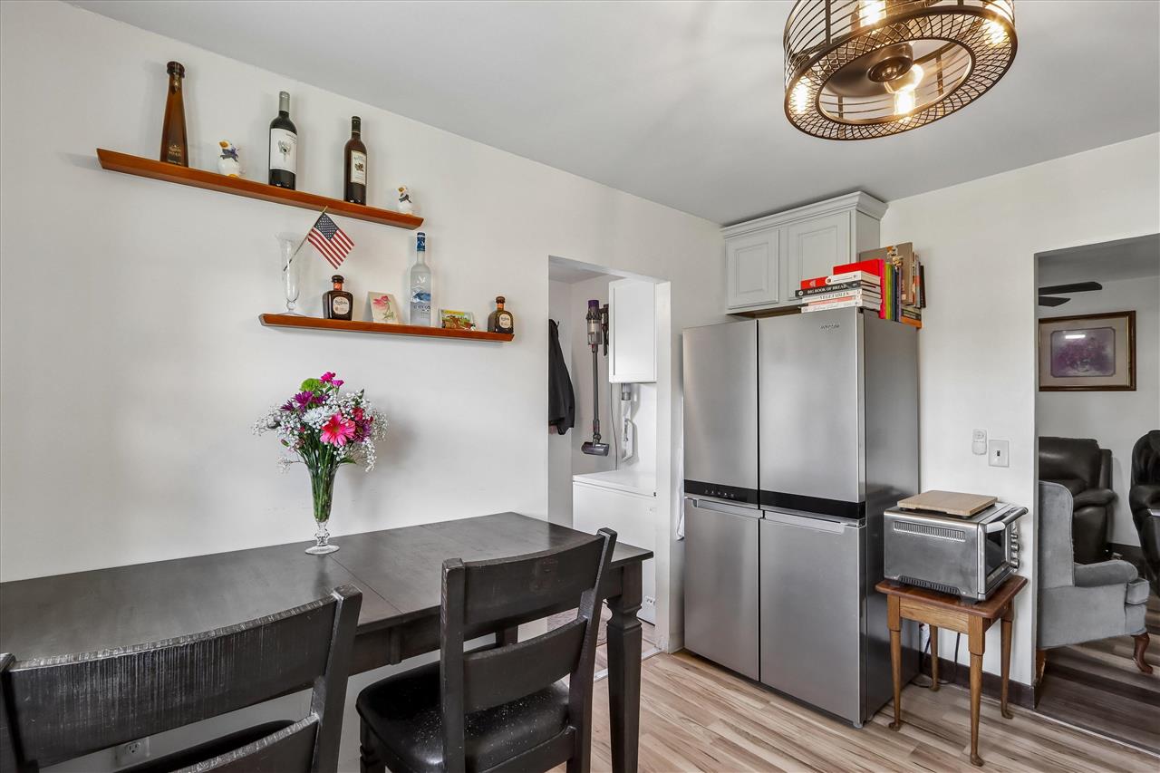 706 West Maple Street Williamsburg IA 52361
