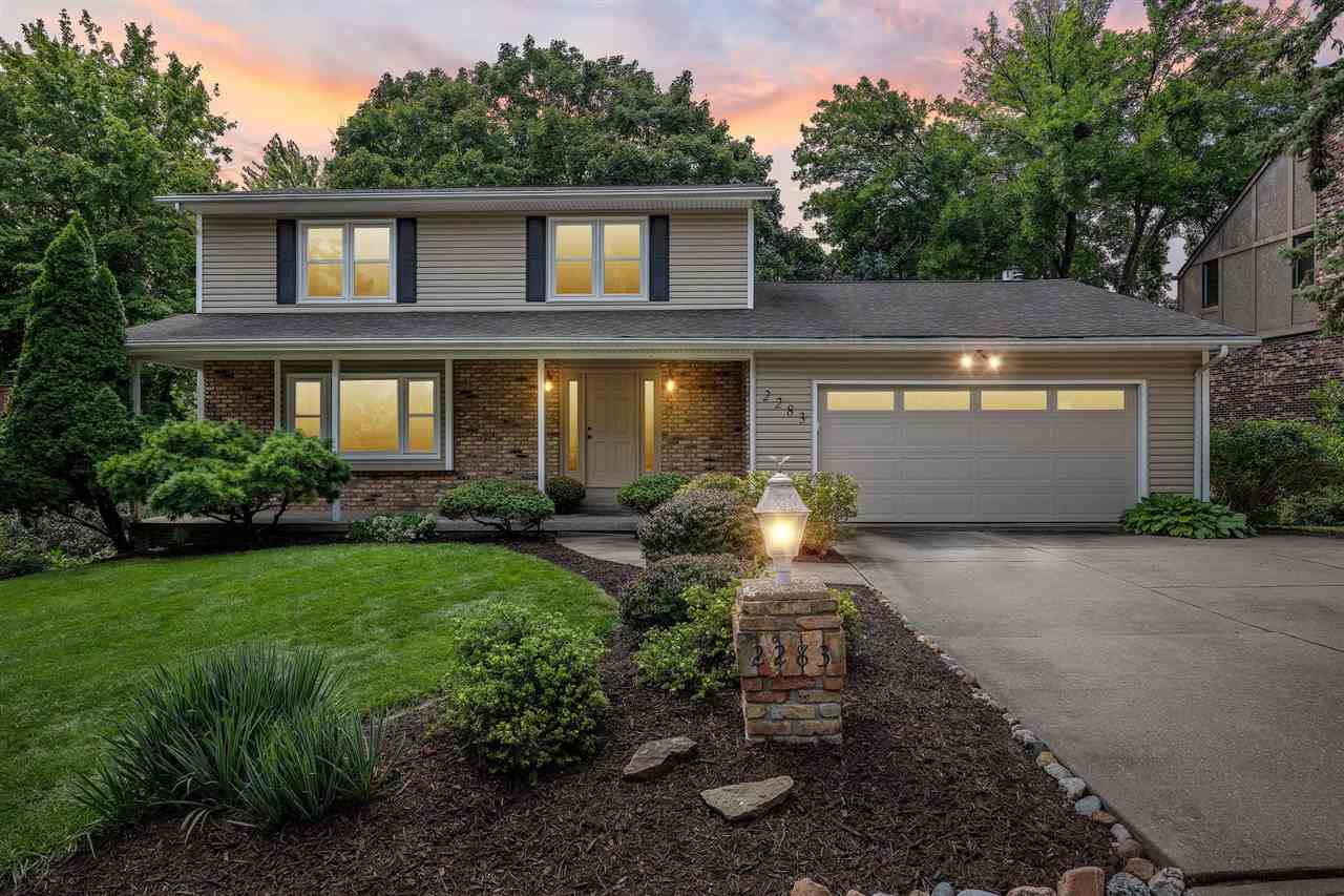 2283 Cae Drive Iowa City IA 52246