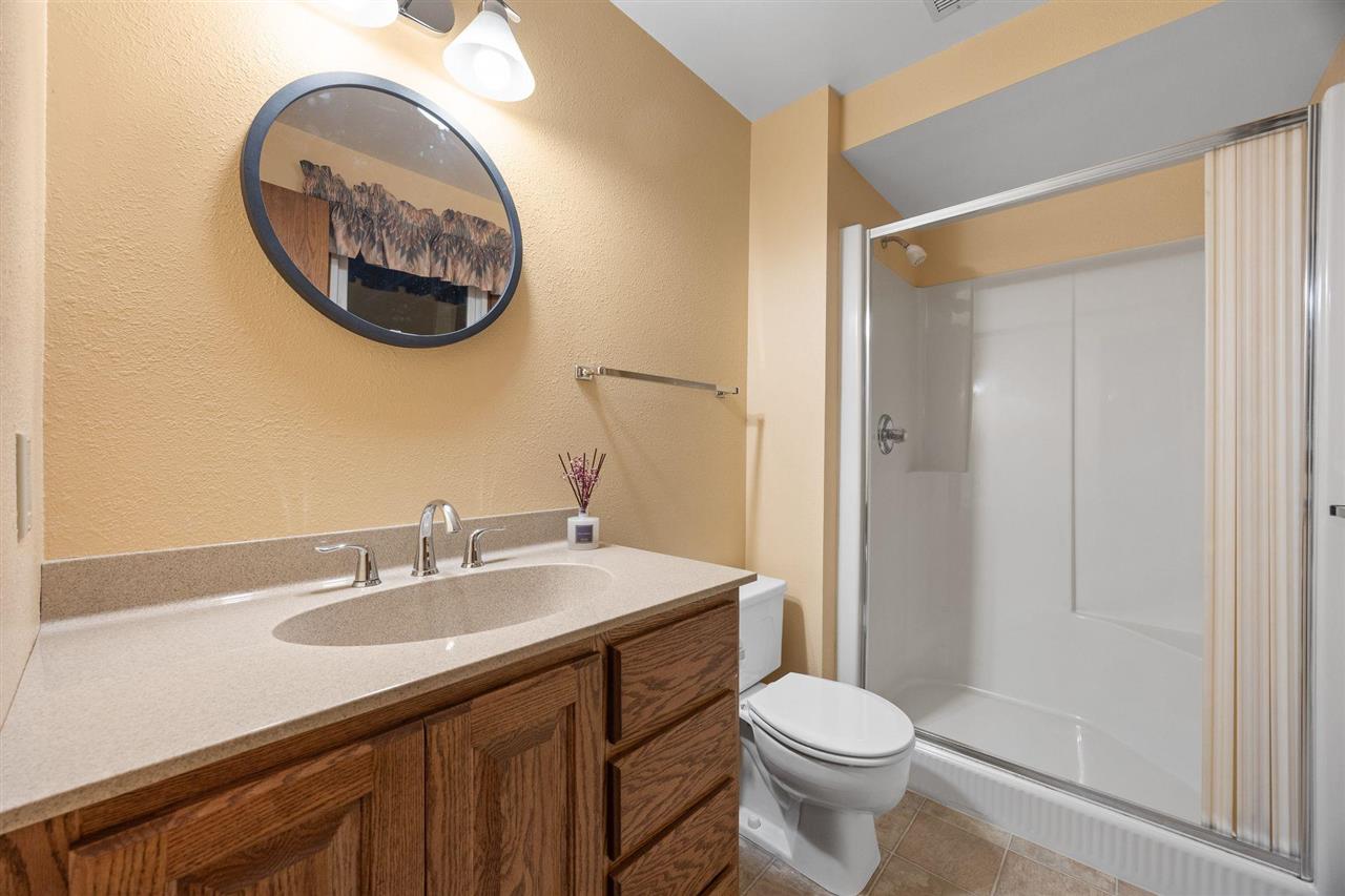 2283 Cae Drive Iowa City IA 52246
