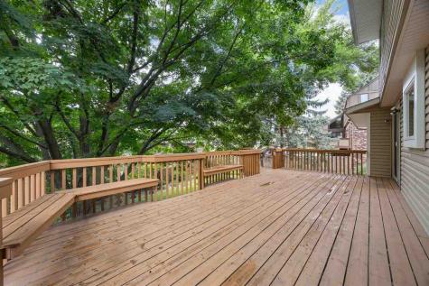 2283 Cae Drive Iowa City IA 52246