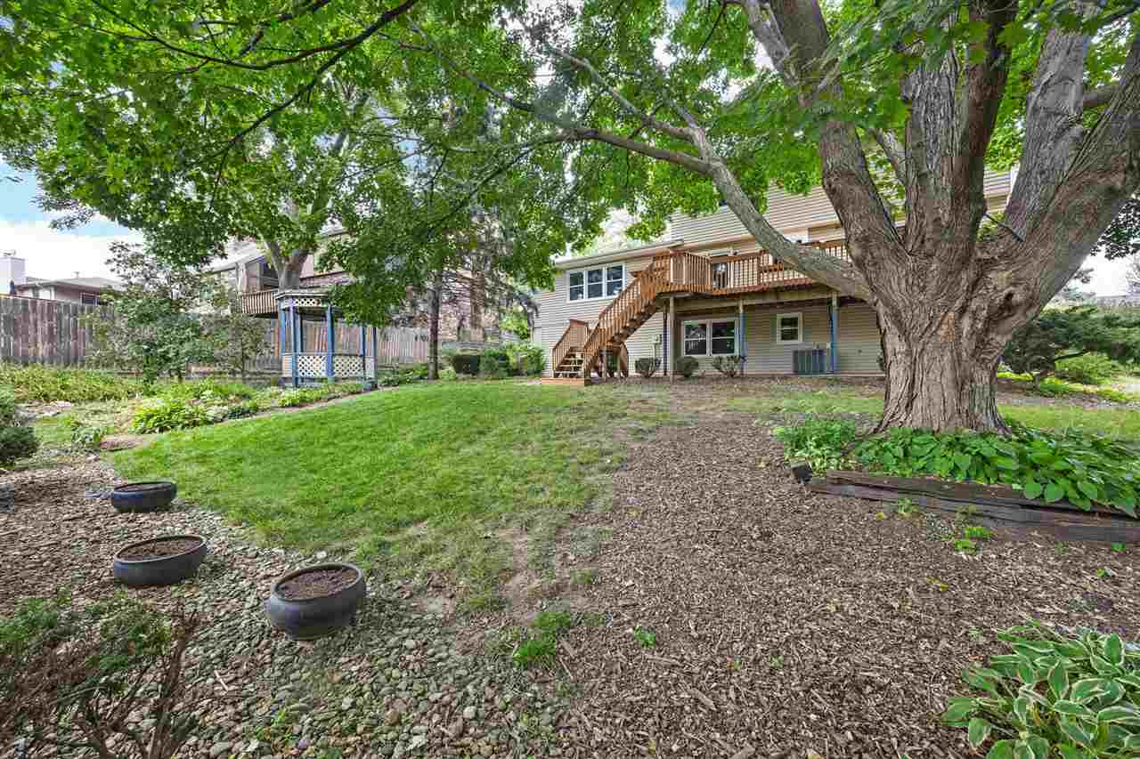 2283 Cae Drive Iowa City IA 52246
