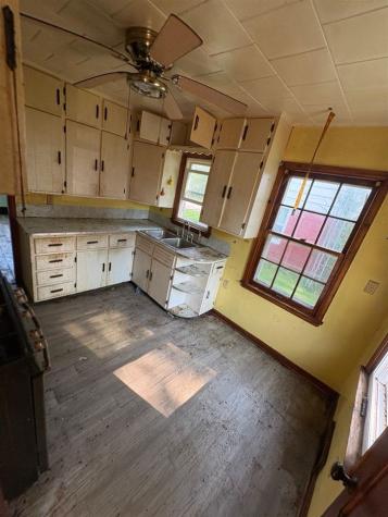 108 N Highland Street North English IA 52316