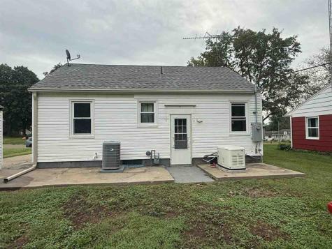 108 N Highland Street North English IA 52316