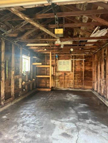 108 N Highland Street North English IA 52316
