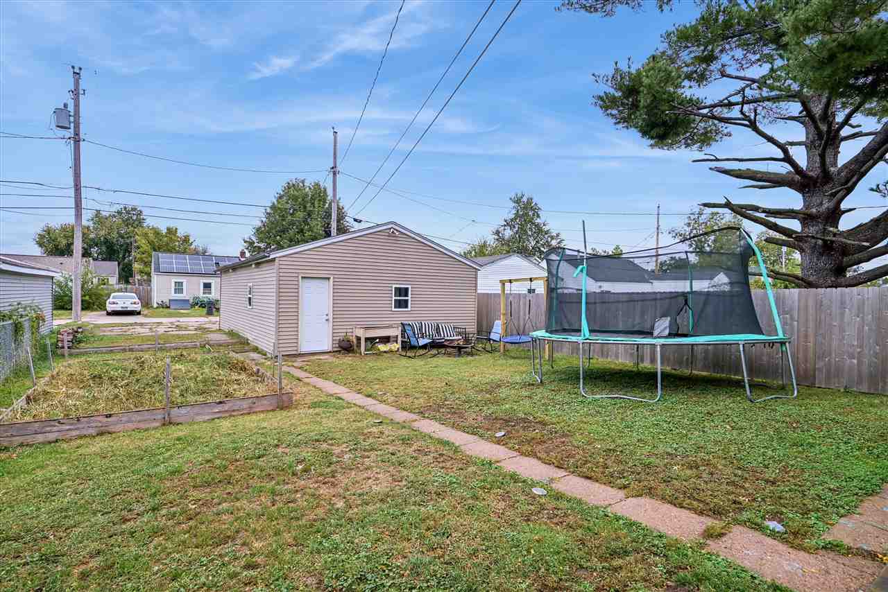 648 SW 22nd Avenue Cedar Rapids IA 52404