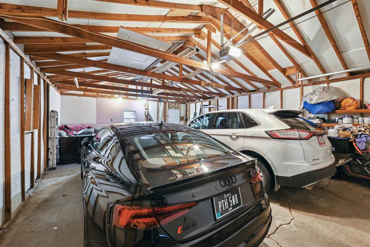 648 SW 22nd Avenue Cedar Rapids IA 52404