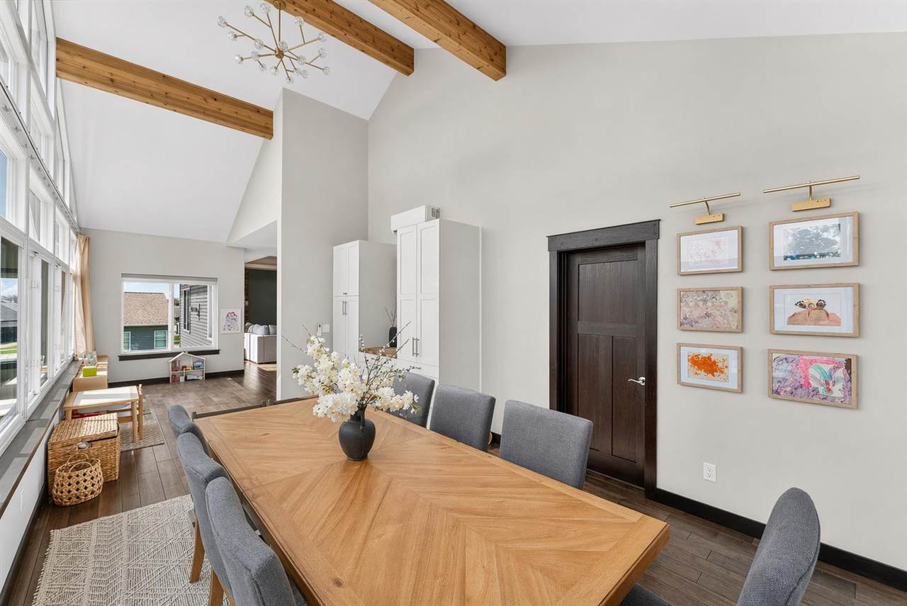 2040 Stone Creek Circle North Liberty IA 52317
