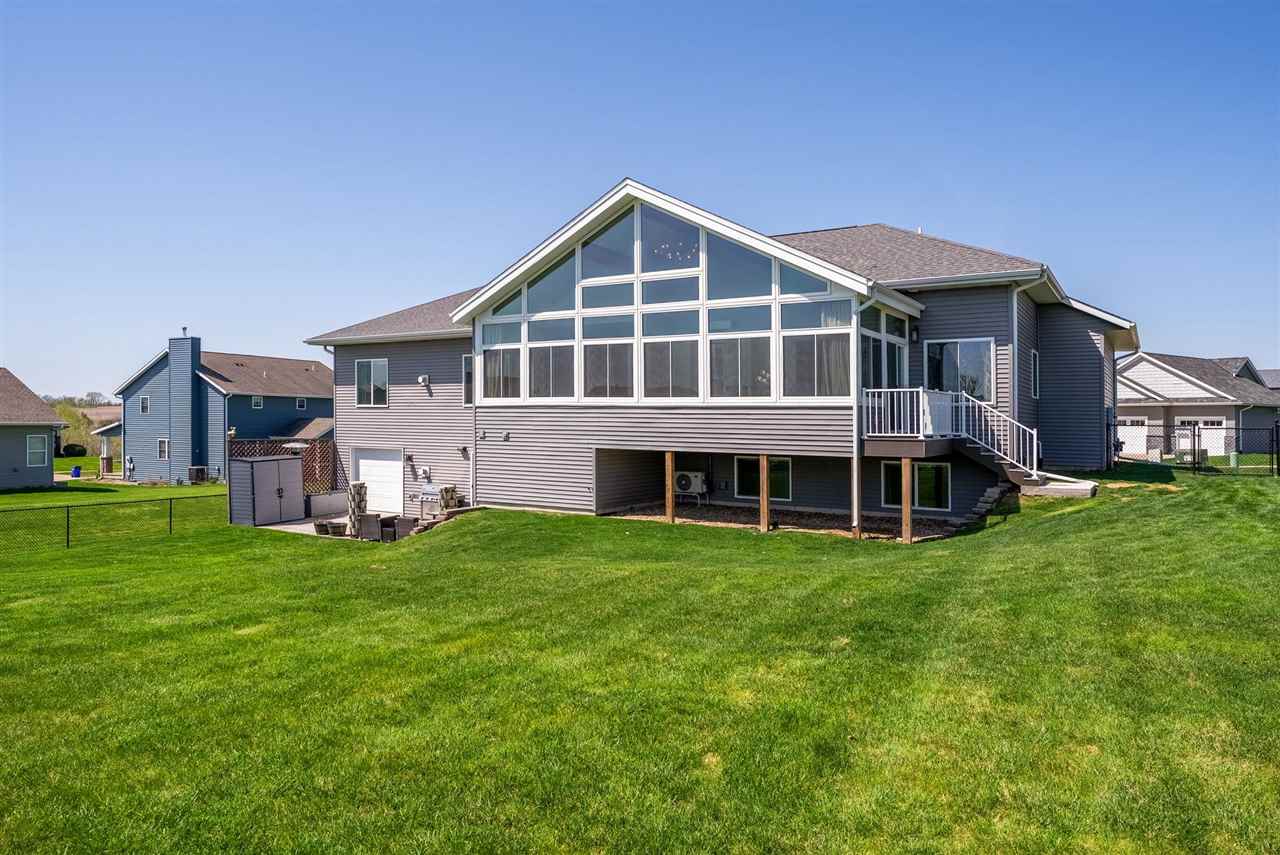 2040 Stone Creek Circle North Liberty IA 52317