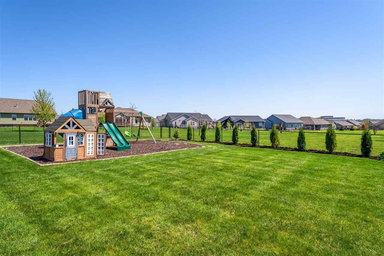 2040 Stone Creek Circle North Liberty IA 52317