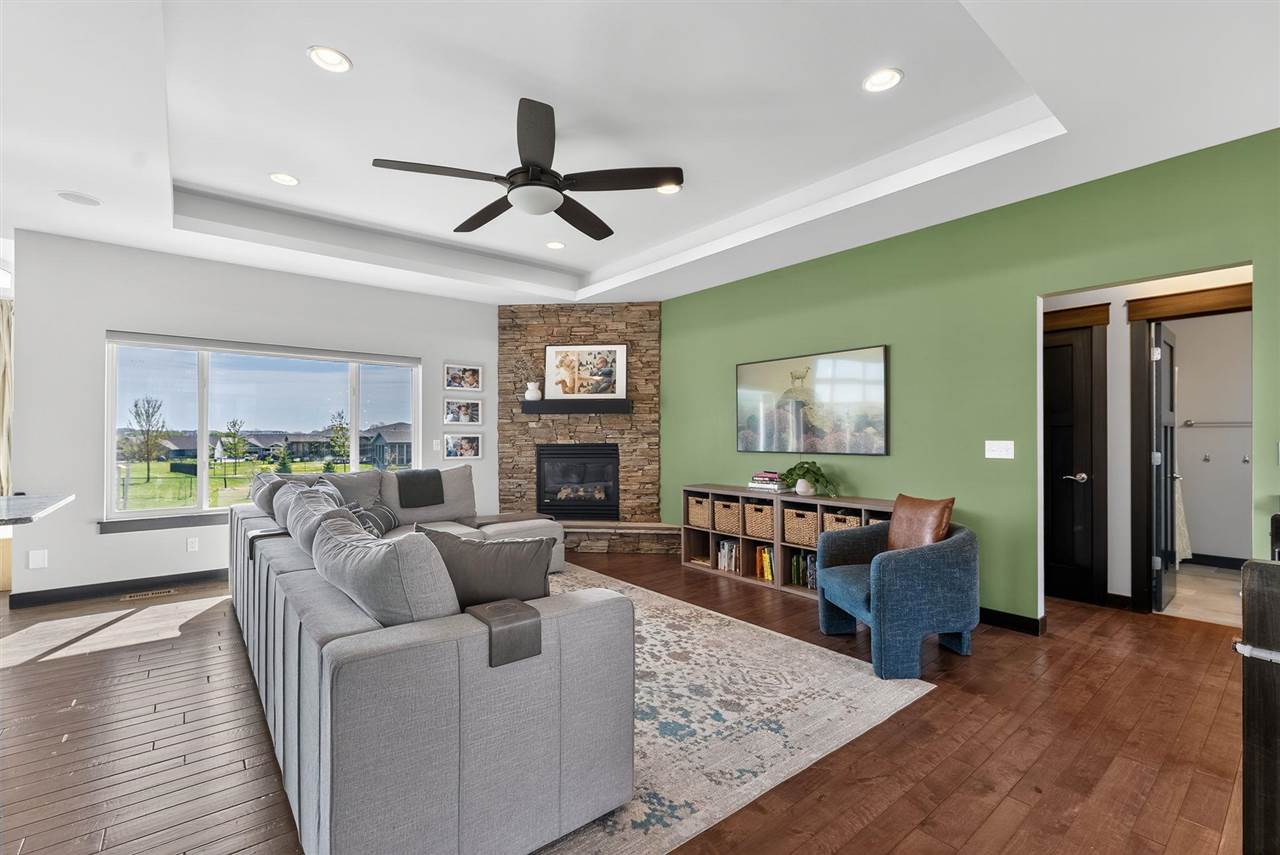 2040 Stone Creek Circle North Liberty IA 52317
