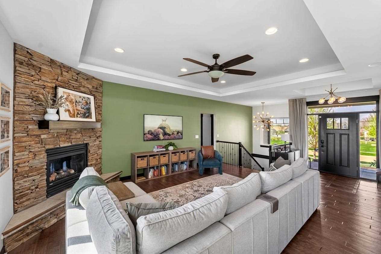 2040 Stone Creek Circle North Liberty IA 52317