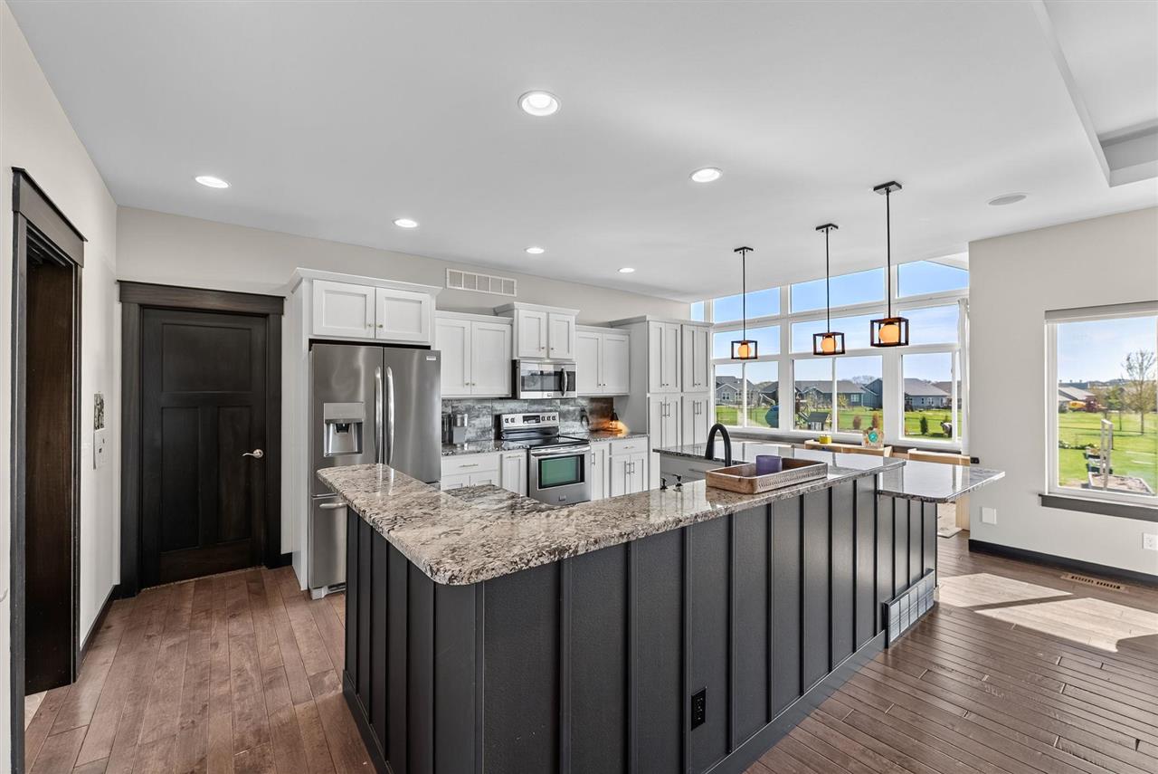 2040 Stone Creek Circle North Liberty IA 52317