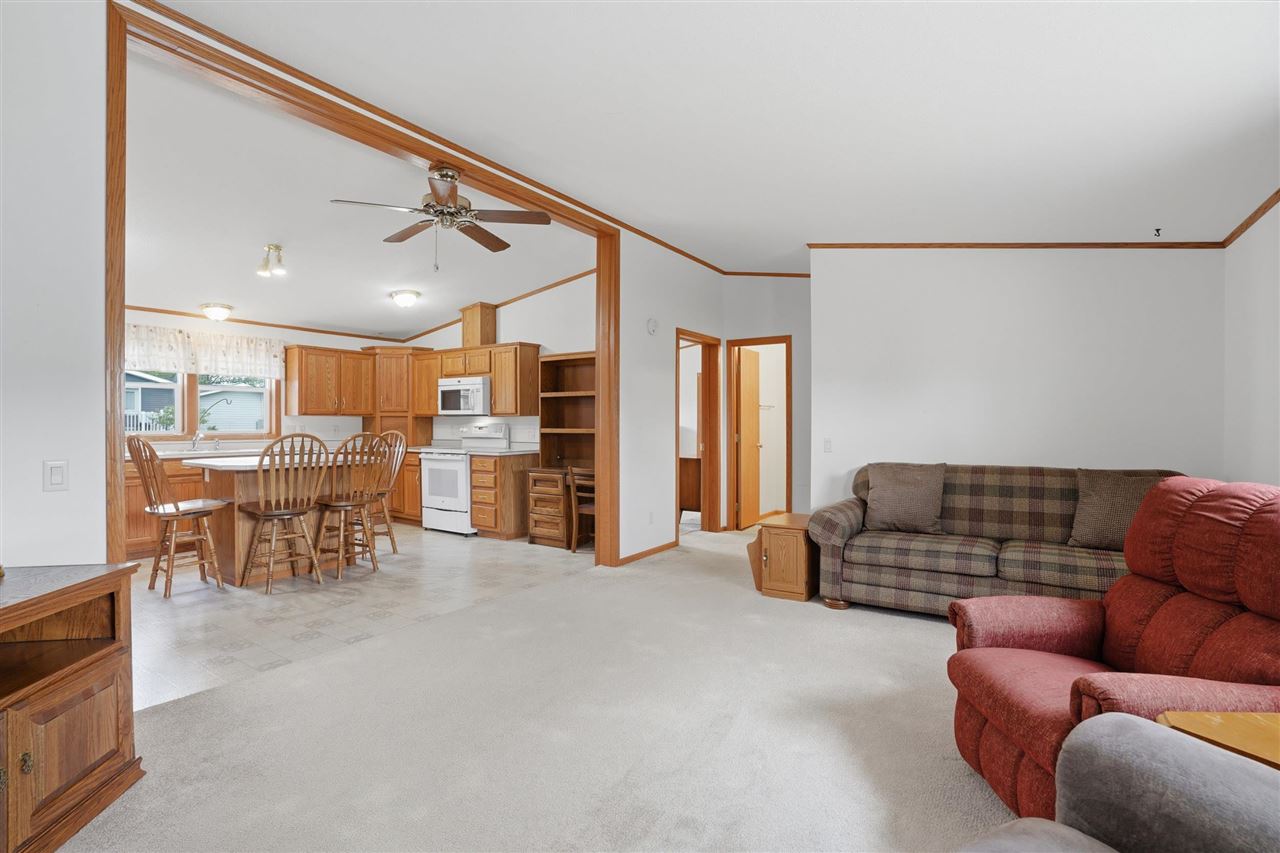 262 Morgan Court Iowa City IA 52240-7219