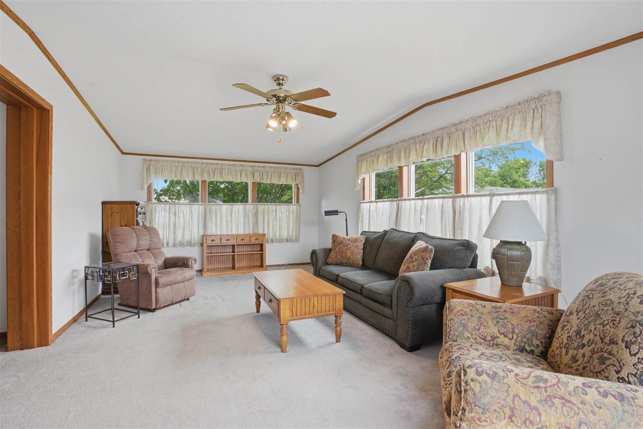 262 Morgan Court Iowa City IA 52240-7219
