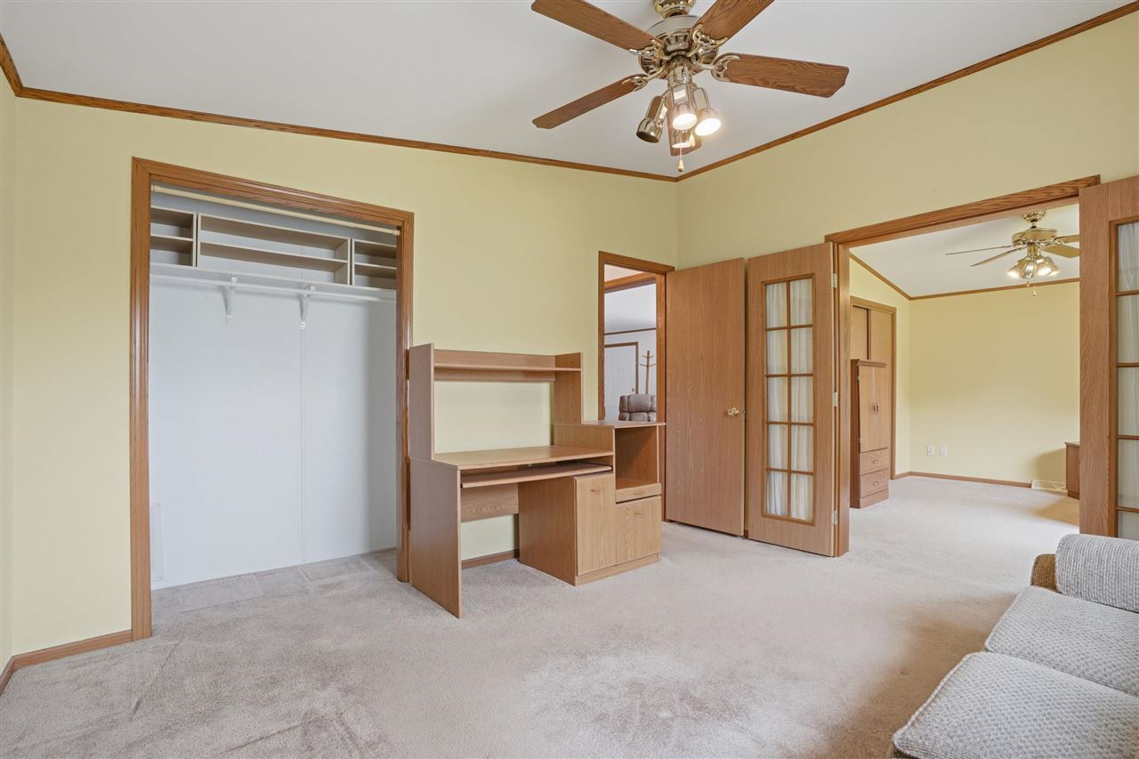 262 Morgan Court Iowa City IA 52240-7219