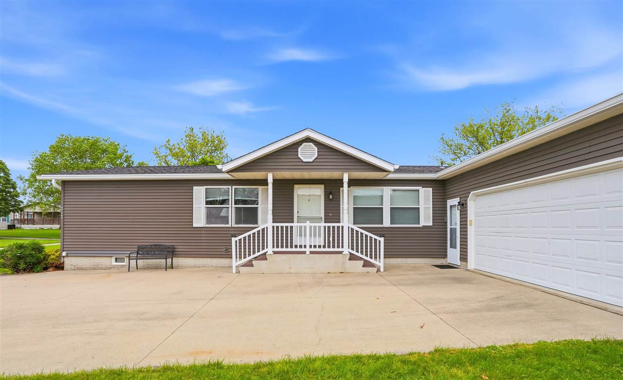 262 Morgan Court Iowa City IA 52240-7219