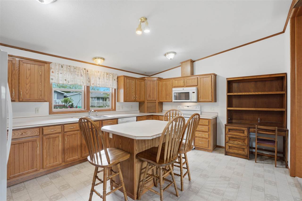 262 Morgan Court Iowa City IA 52240-7219