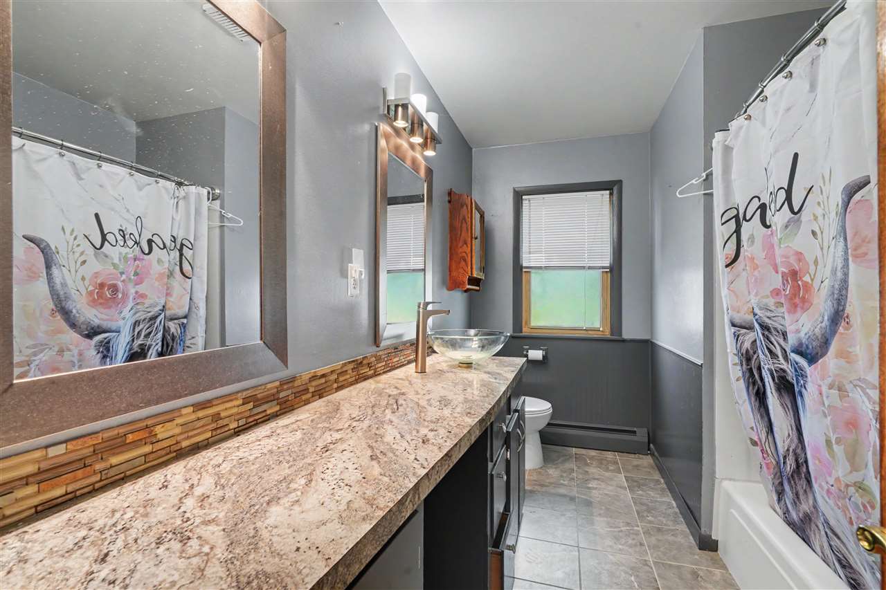 321 Rose Avenue Swisher IA 52338