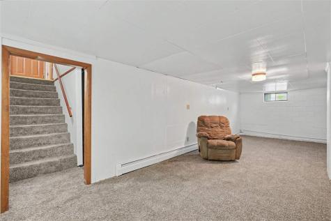 321 Rose Avenue Swisher IA 52338