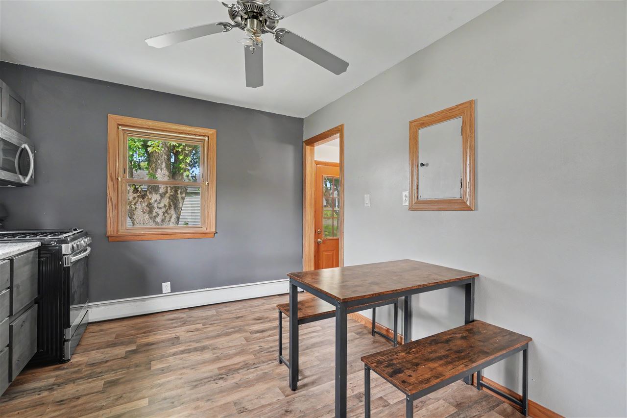 321 Rose Avenue Swisher IA 52338