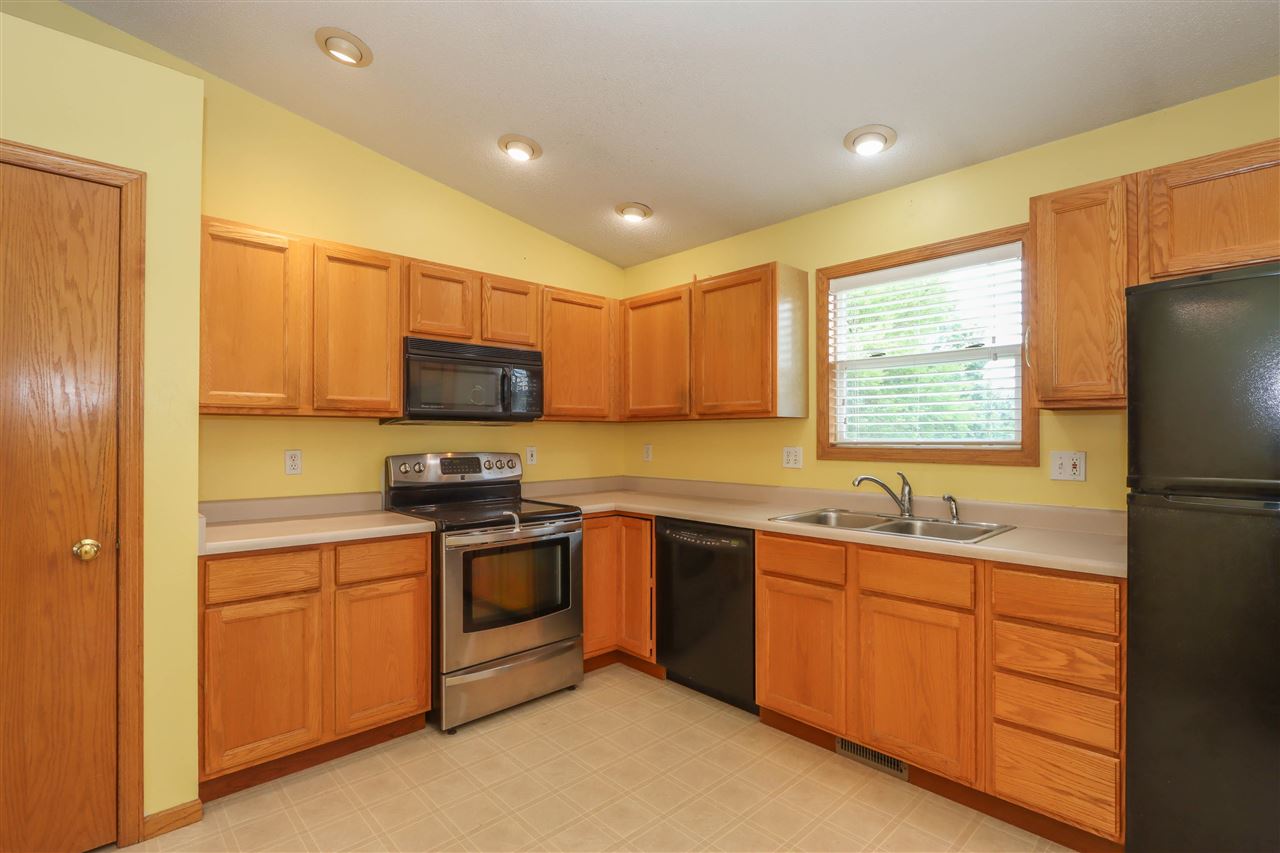 1917 Lakeside Drive Iowa City IA 52240