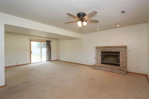 1917 Lakeside Drive Iowa City IA 52240
