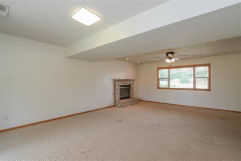 1917 Lakeside Drive Iowa City IA 52240