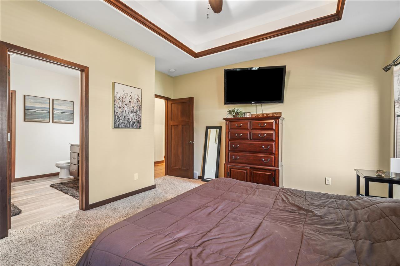 909 Aster Court Fairfax IA 52228