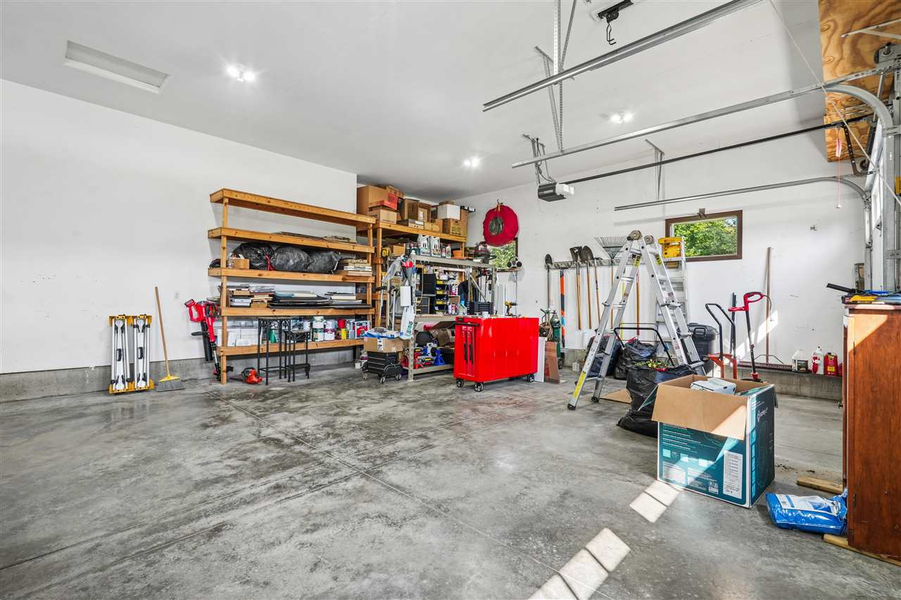 909 Aster Court Fairfax IA 52228