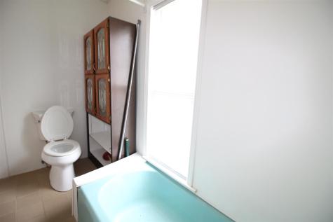 114 W Oak Street North English IA 52316
