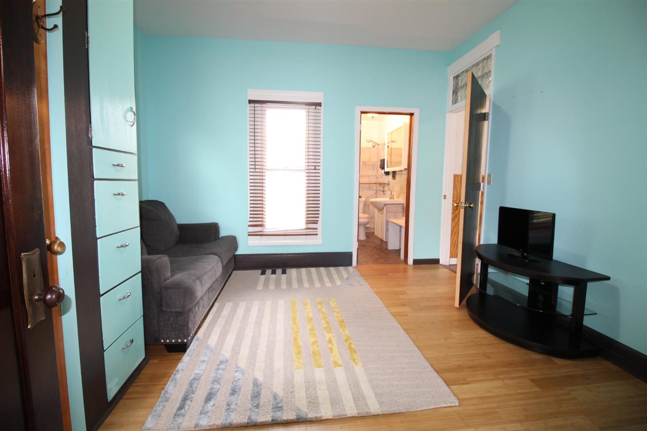 114 W Oak Street North English IA 52316