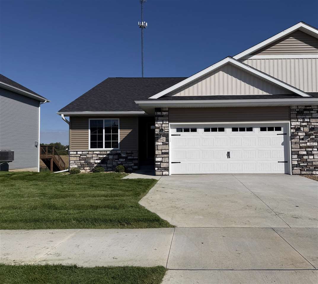 842 Armands Lane Tiffin IA 52340