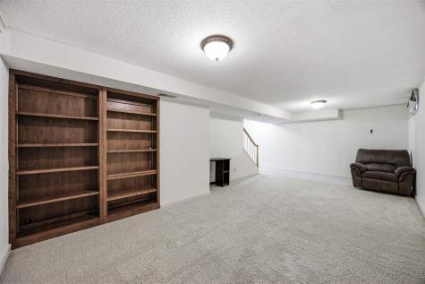 2120 27th Street Marion IA 52302