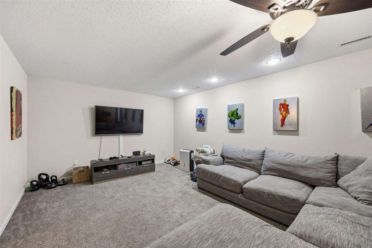2768 Irving Avenue Iowa City IA 52246