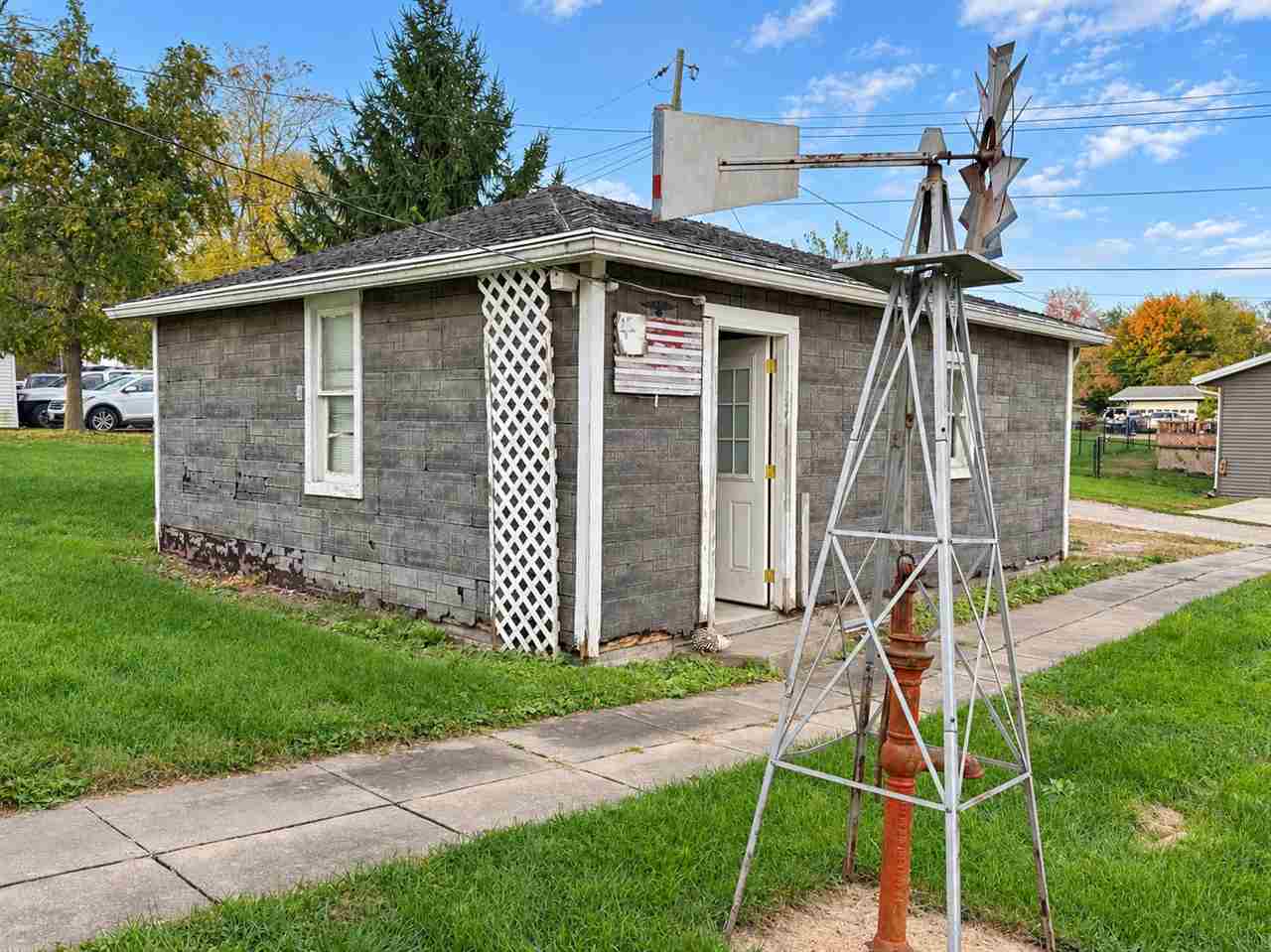 623 N Avenue C Washington IA 52353