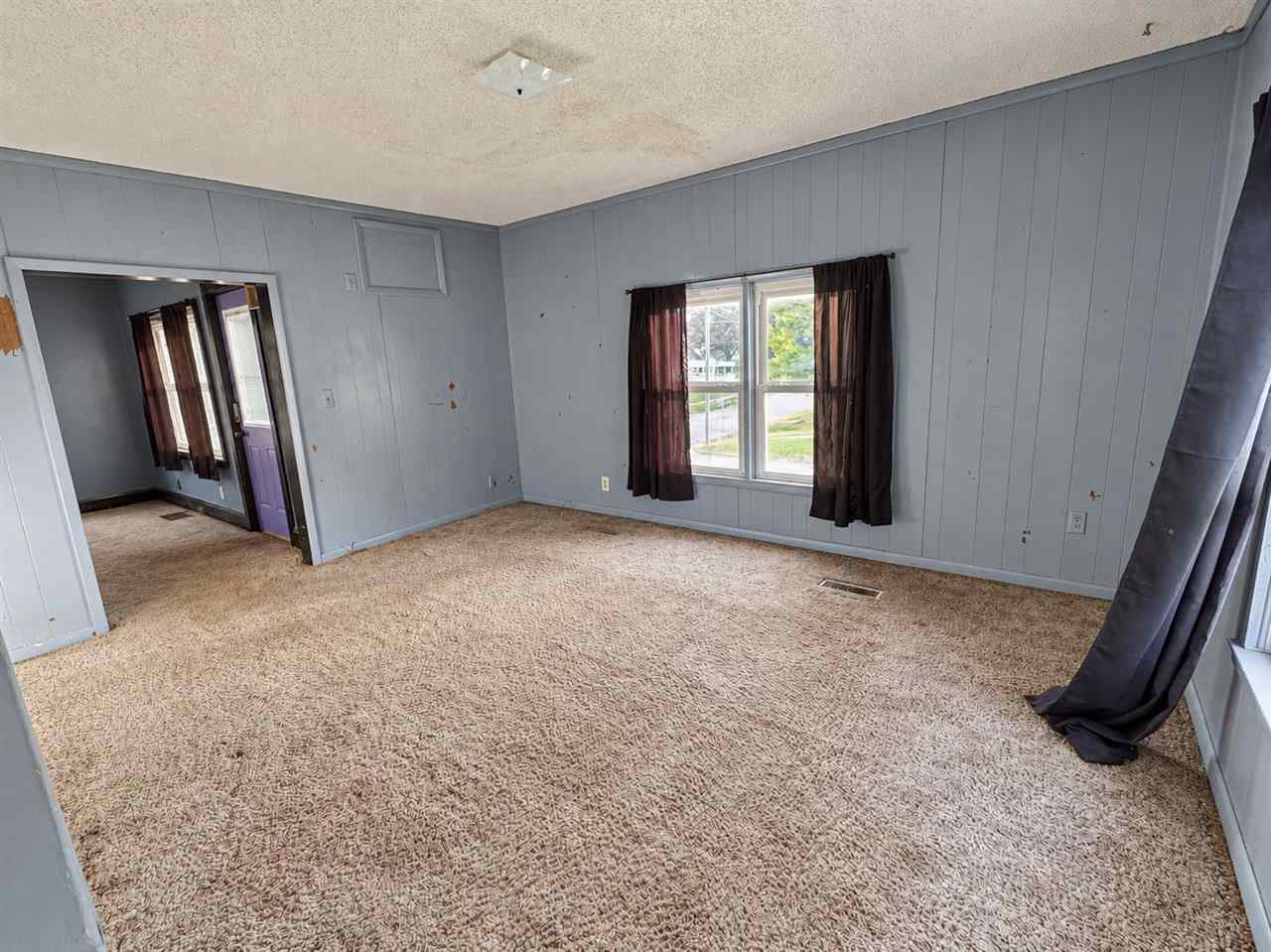623 N Avenue C Washington IA 52353