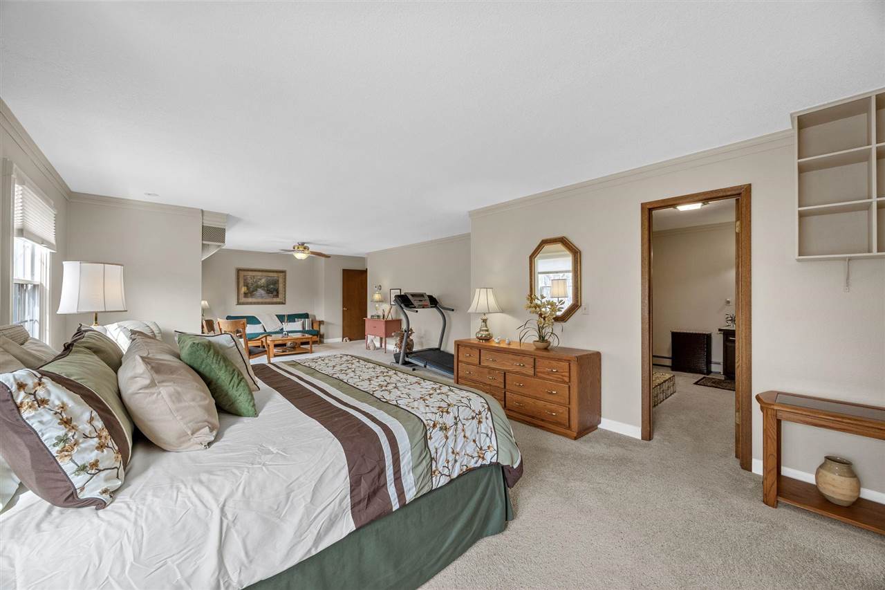 5297 Sand Road SE Iowa City IA 52240